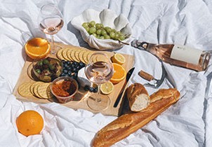 A Gastronomic Delight: Delicious Picnic Food Ideas for Outdoor Dining
