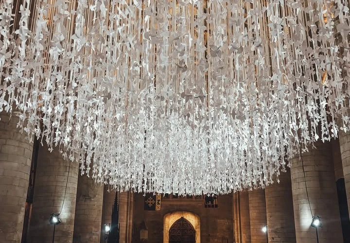 Luxmuralis and 8,000 paper doves at Tewkesbury Abbey
